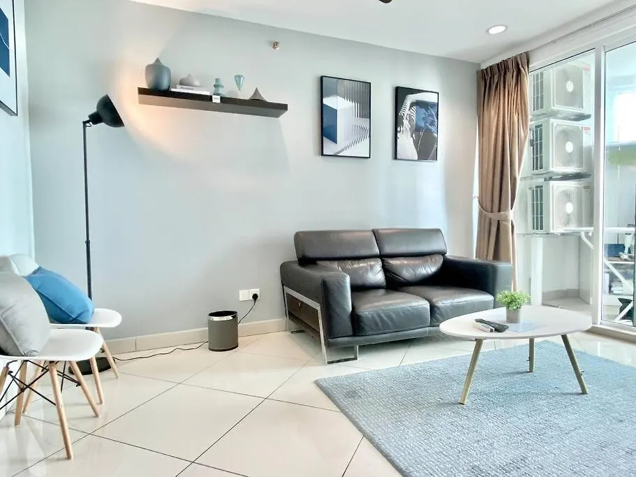 Apartment Mansion One Suites - Seaview Modern 2 Bedroom Suites George Town