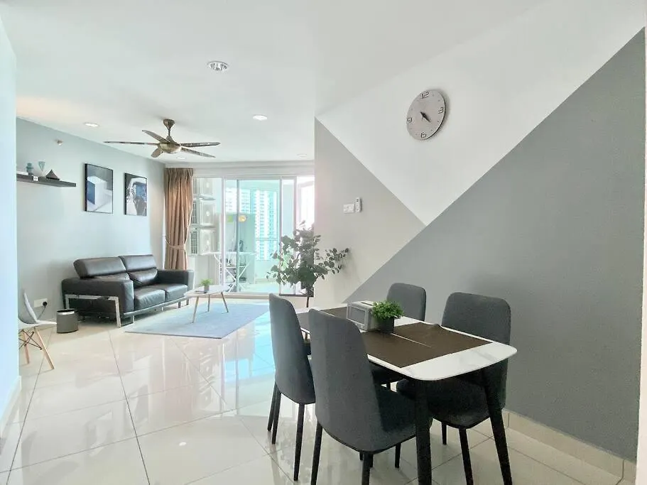Apartment Mansion One Suites - Seaview Modern 2 Bedroom Suites George Town